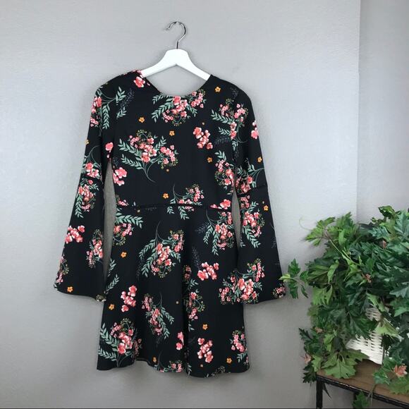 Copper Key Bell Sleeve Boho Floral Fit and Flare Dress XS - Picture 1 of 8